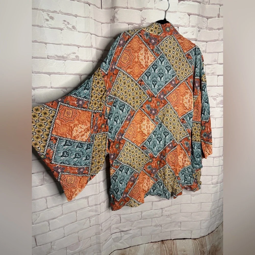 Easel Patchwork Kimono Cardigan Boho Lightweight Open Front Small Artsy Festival